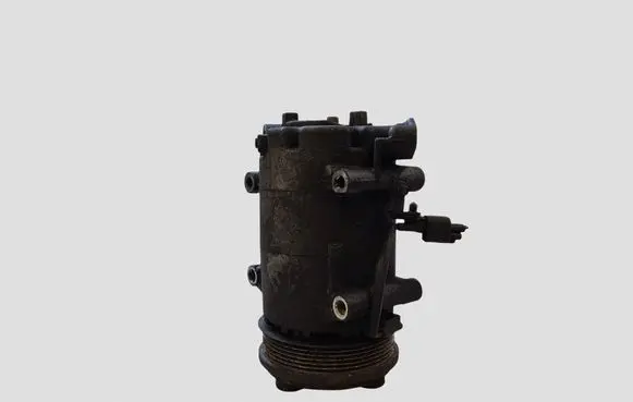 Ford Focus C-MAX Air conditioning (A/C) compressor (pump)