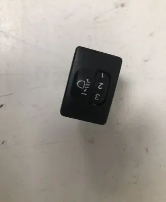 Toyota Avensis T270 Headlight level height control switch 8415202080