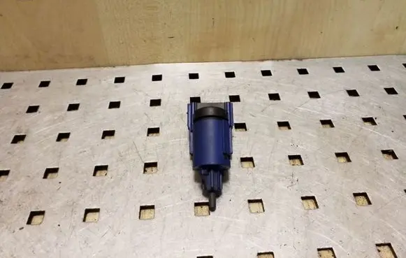 Clutch pedal sensor
