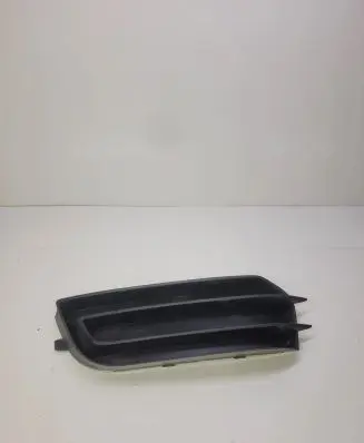 Audi A1 Front bumper lower grill 8X0807681