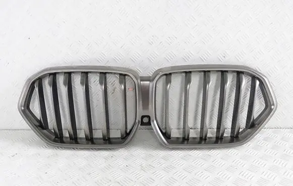 BMW X6 G06 Front grill 7481387