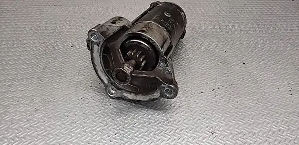 Peugeot 307 Starter motor D7R27