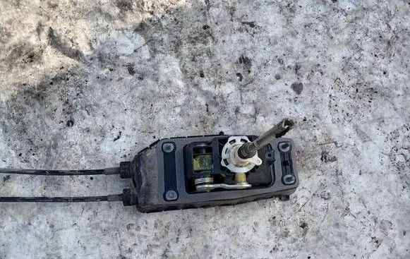 Gear shifter/selector