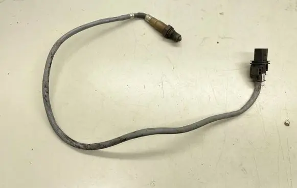 BMW 6 E63 E64 Lambda probe sensor 7589139 0258017231