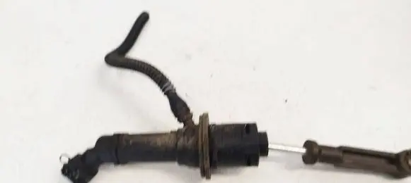Dacia Sandero Clutch master cylinder 306104118R