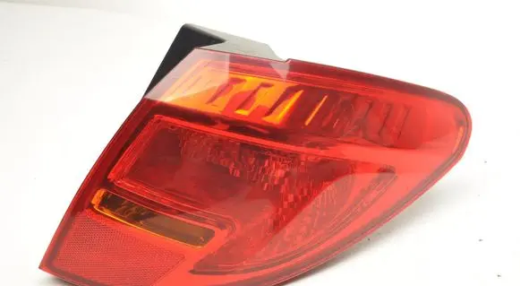 Opel Meriva B Rear/tail lights 13253628