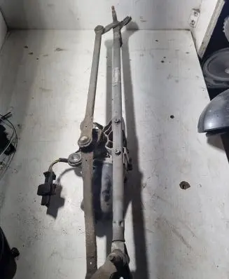 Saab 9-3 Ver1 Front wiper linkage 