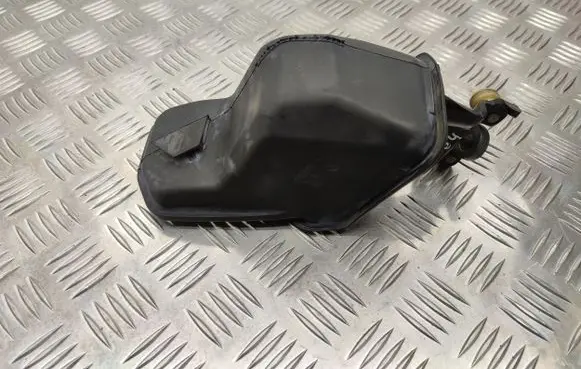 Toyota ProAce City Sliding door middle roller runner 9833303280