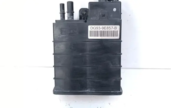 Active carbon filter fuel vapour canister