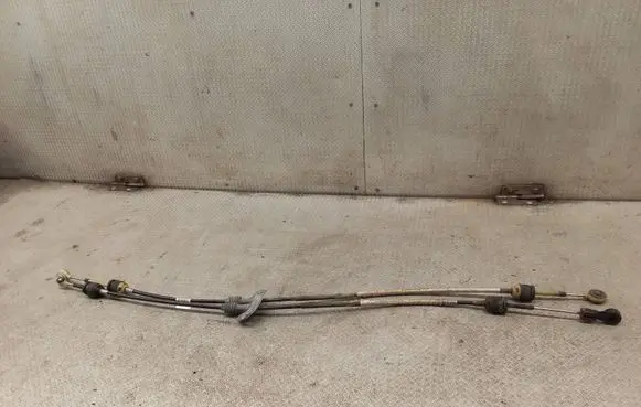 Ford Focus Gear shift cable linkage BV6R7E395GC