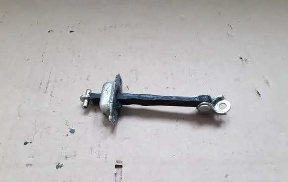 Suzuki SX4 Front door check strap stopper NOCODE