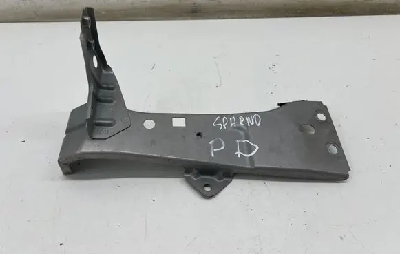 Mazda 3 Fender mounting bracket 