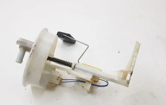 Mercedes-Benz CLS C219 Fuel level sensor A2114701641 1582881000
