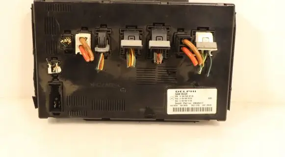 Mercedes-Benz R W251 Central body control module A1645409245