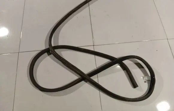 Citroen Berlingo Rubber seal front coupe door