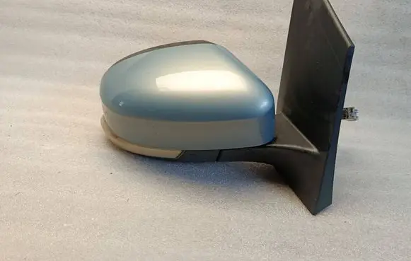 Ford Focus Front door electric wing mirror 212876146