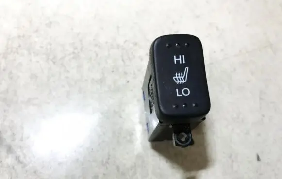 Honda CR-V Seat heating switch m33026