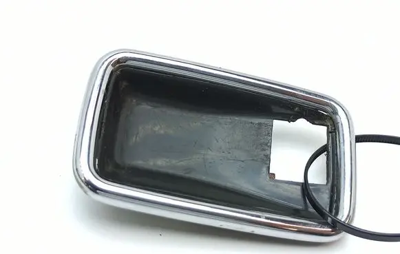 Rear door interior handle
