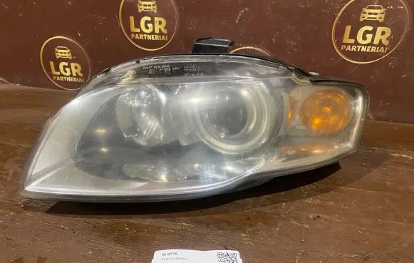 Audi A4 S4 B7 8E 8H Headlight/headlamp 1305236054