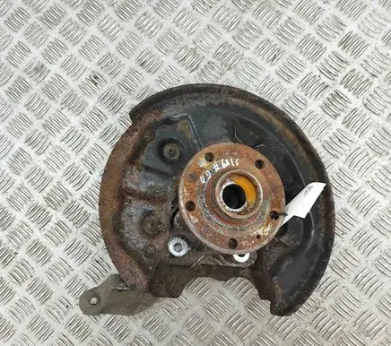 Volkswagen Golf VII Rear wheel hub 5Q0505436J