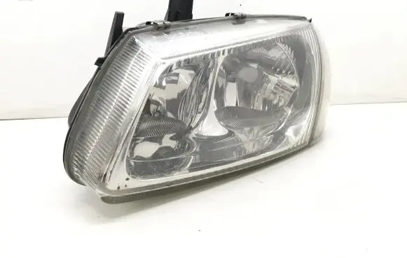 Nissan Almera Headlight/headlamp 26060BN011