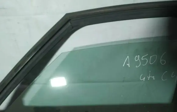 Citroen C4 Grand Picasso Front door window glass four-door as2