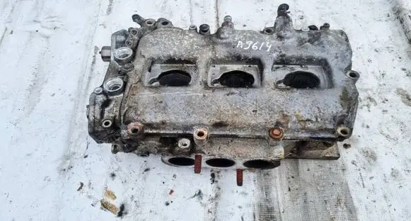 Subaru B9 Tribeca Engine head 