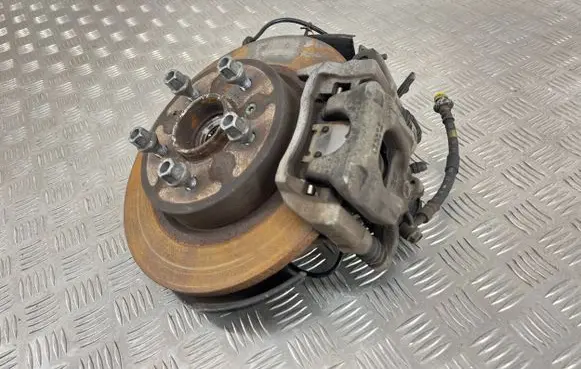 Nissan Qashqai Rear wheel hub