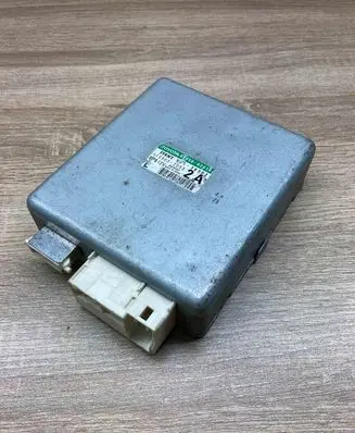 Toyota Matrix (E130) Power steering control unit/module 8965002330 1129002053