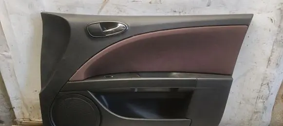 Seat Leon (1P) Front door card panel trim 