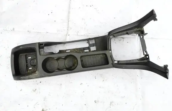 Ford Focus Cup holder 4m5xa04584a 4m5x-a04584-a