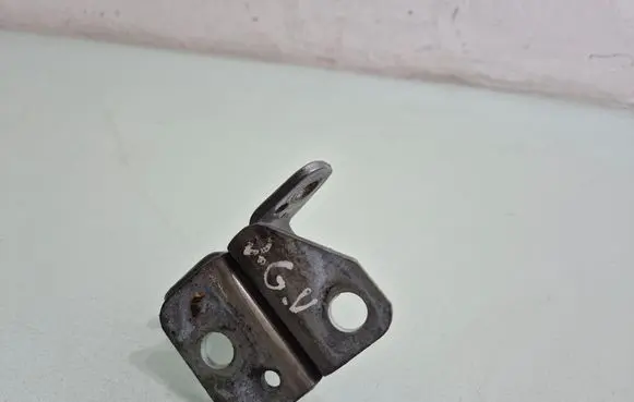 Jeep Grand Cherokee Rear door upper hinge 