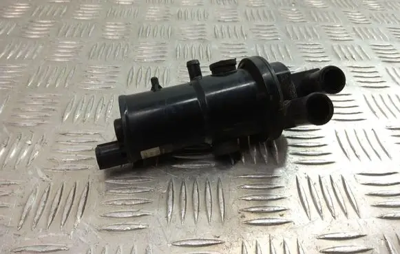 Lexus GS 300 350 430 450H Electric auxiliary coolant/water pump 0641001080