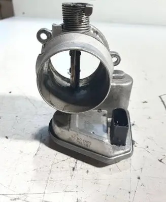 BMW 3 E90 E91 Throttle valve 7791481