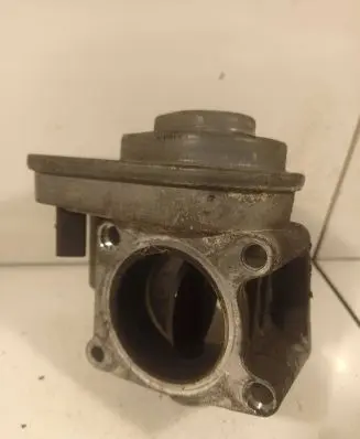 BMW X5 E70 Throttle valve 8981052080 B00390182