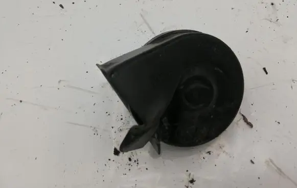 BMW 3 E90 E91 Horn signal E30055306