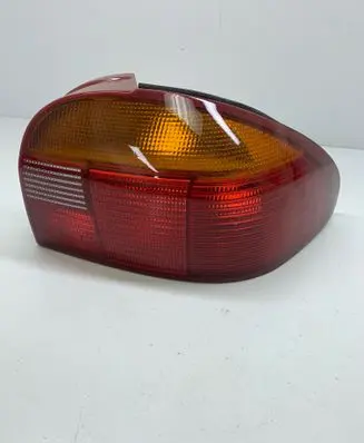Ford Mondeo MK I Rear/tail lights 93BG13A602BC