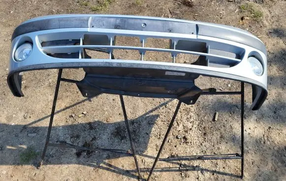 Renault Megane I Front bumper lip 