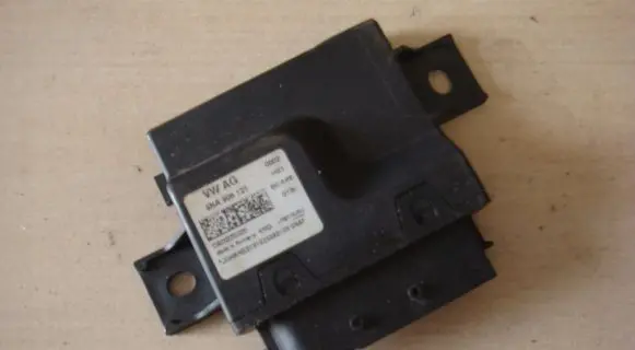 Volkswagen Tiguan Other control units/modules 5NA906121