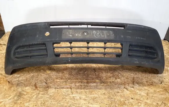 Renault Trafic II (X83) Front bumper 7700312785