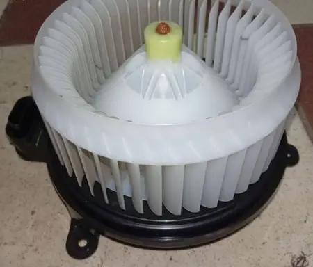 Lexus CT 200H Heater fan/blower 8710376030 87103-76030 5192T1