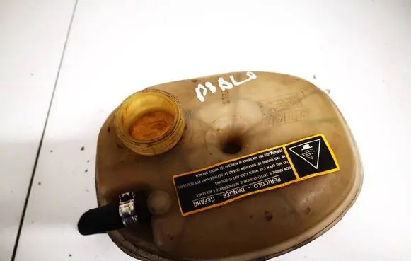Fiat Fiorino Coolant expansion tank/reservoir