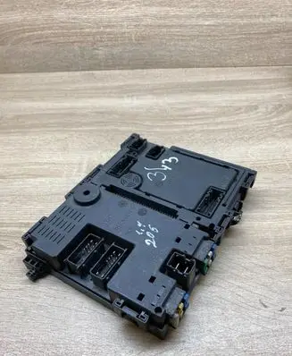 Peugeot 206 Central body control module 9626486860