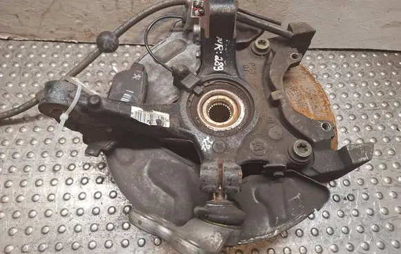 Peugeot 508 Front wheel hub spindle knuckle S14765289