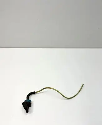 Mercedes-Benz SLC C107 Engine mount vacuum valve A0011401760 0011401760
