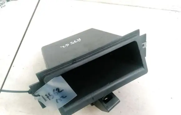 Iveco Daily 40.8 Glove box 504049554 56712