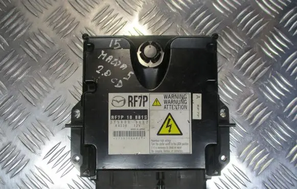 Mazda 5 Engine control unit/module 275800-6682