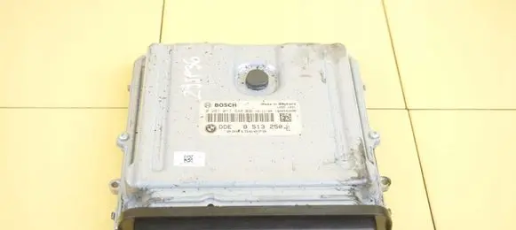 BMW 3 F30 F35 F31 Engine control unit/module 8513250 29SP36