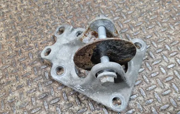Other rear suspension part