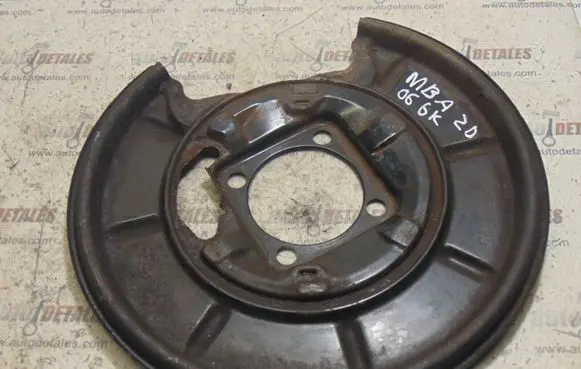 Mercedes-Benz A W169 Rear brake disc plate dust cover 